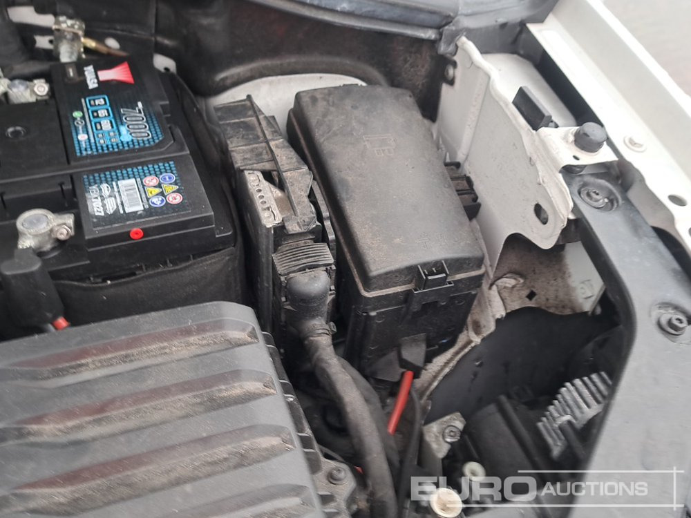 SUV/ Geländewagen 2023 Volkswagen Tiguan R-Line: das Bild 46