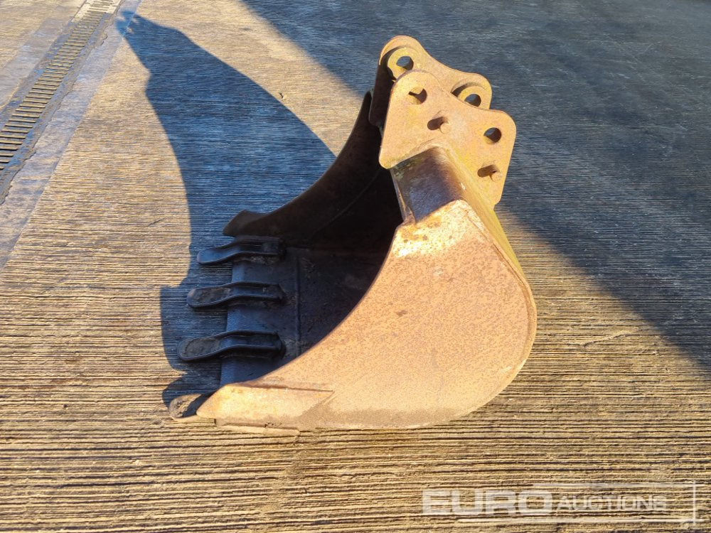 24" Digging Bucket 30mm Pin to suit Mini Excavator - Schaufel: das Bild 2 24" Digging Bucket 30mm Pin to suit Mini Excavator - Schaufel: das Bild 2