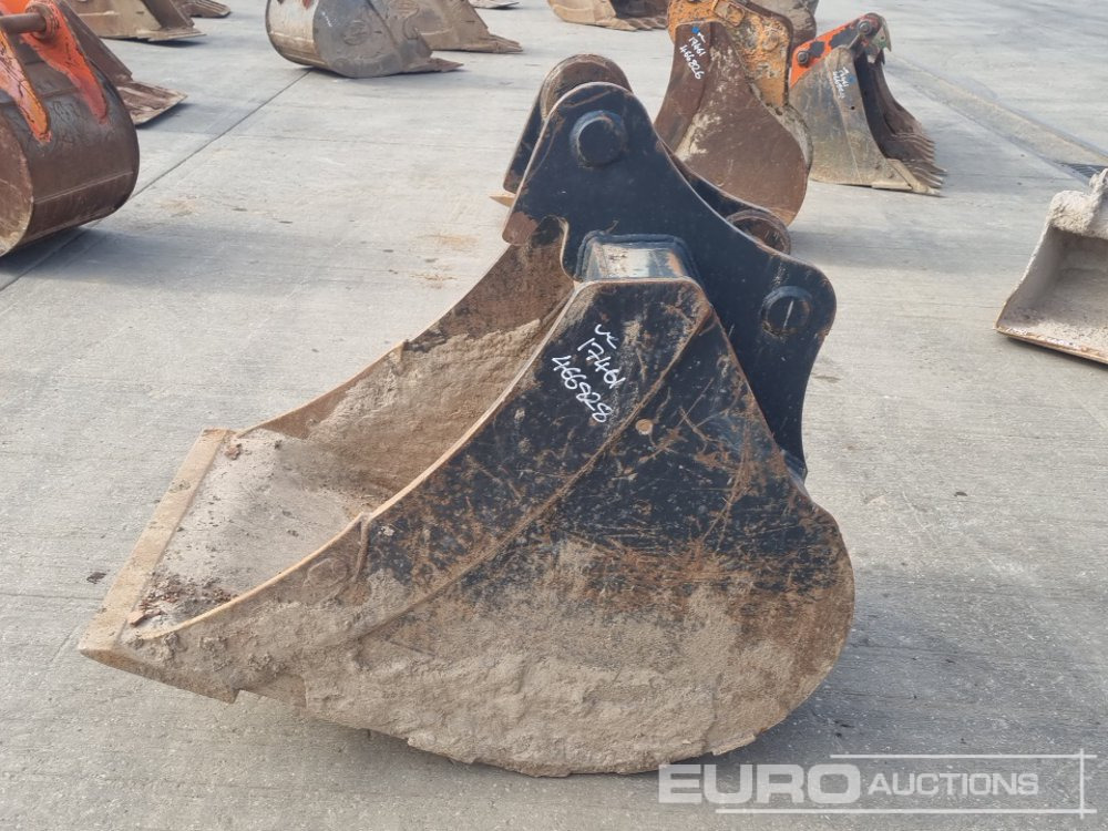 30" Digging Bucket 65mm Pin to suit 13 Ton Excavator - Schaufel: das Bild 2 30" Digging Bucket 65mm Pin to suit 13 Ton Excavator - Schaufel: das Bild 2