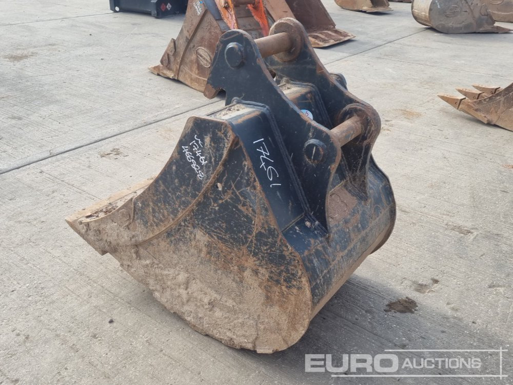 30" Digging Bucket 65mm Pin to suit 13 Ton Excavator - Schaufel: das Bild 3 30" Digging Bucket 65mm Pin to suit 13 Ton Excavator - Schaufel: das Bild 3