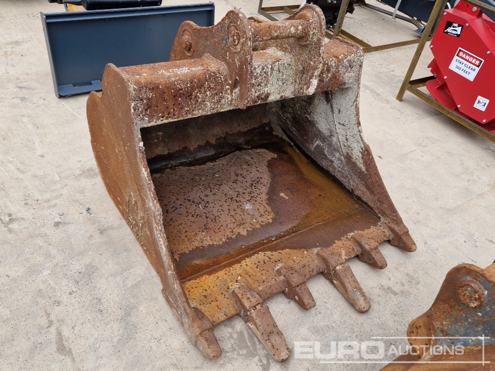 48" Digging Bucket 65mm Pin to suit 13 Ton Excavator - Schaufel: das Bild 1 48" Digging Bucket 65mm Pin to suit 13 Ton Excavator - Schaufel: das Bild 1