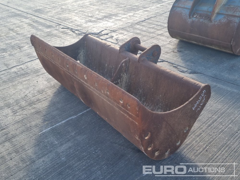 72" Ditching Bucket 65mm Pin to suit 13 Ton Excavator - Schaufel: das Bild 1 72" Ditching Bucket 65mm Pin to suit 13 Ton Excavator - Schaufel: das Bild 1