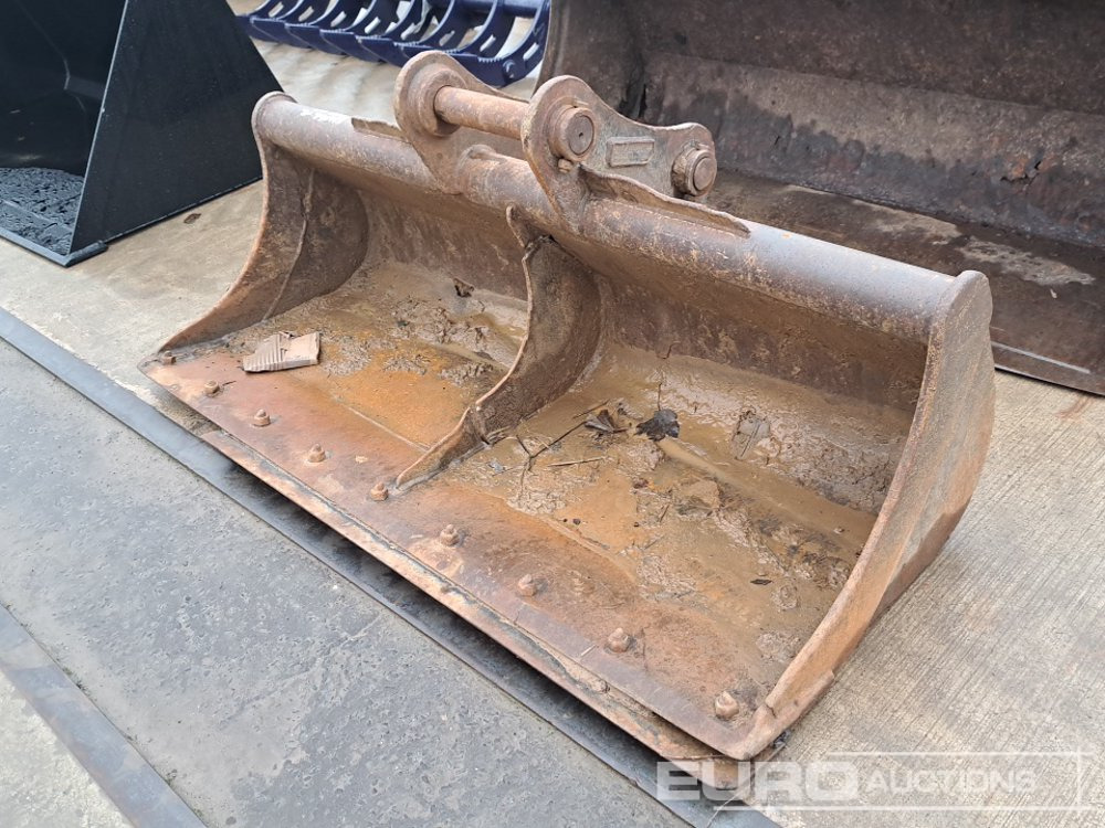 72" Strickland Ditching Bucket 65mm Pin to suit 13 Ton Excavator - Schaufel: das Bild 1 72" Strickland Ditching Bucket 65mm Pin to suit 13 Ton Excavator - Schaufel: das Bild 1