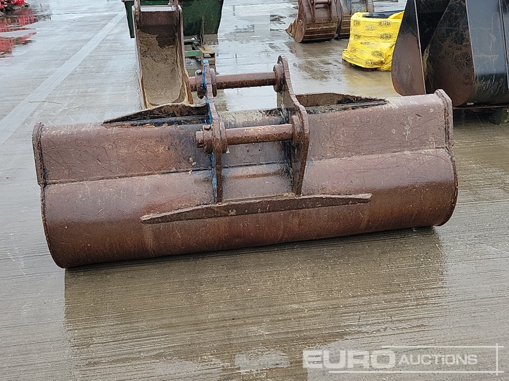 74" Ditching Bucket 65mm Pin to suit 13 Ton Excavator - Schaufel: das Bild 4 74" Ditching Bucket 65mm Pin to suit 13 Ton Excavator - Schaufel: das Bild 4