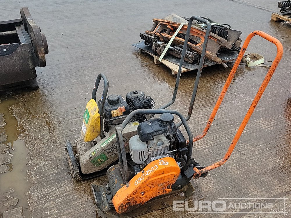 Altrad Petrol Compaction Plate, Wacker Neuson Petrol Compaction Plate - Asphalttechnik: das Bild 1 Altrad Petrol Compaction Plate, Wacker Neuson Petrol Compaction Plate - Asphalttechnik: das Bild 1