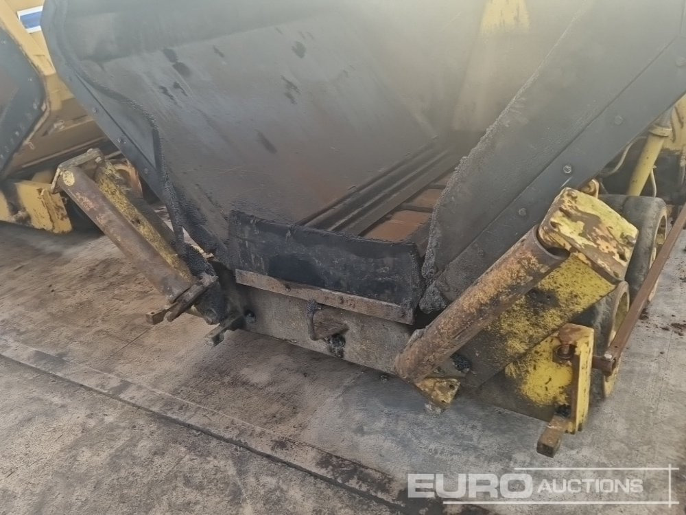 Asphaltfertiger/ Straßenfertiger Bitelli BB30: das Bild 7