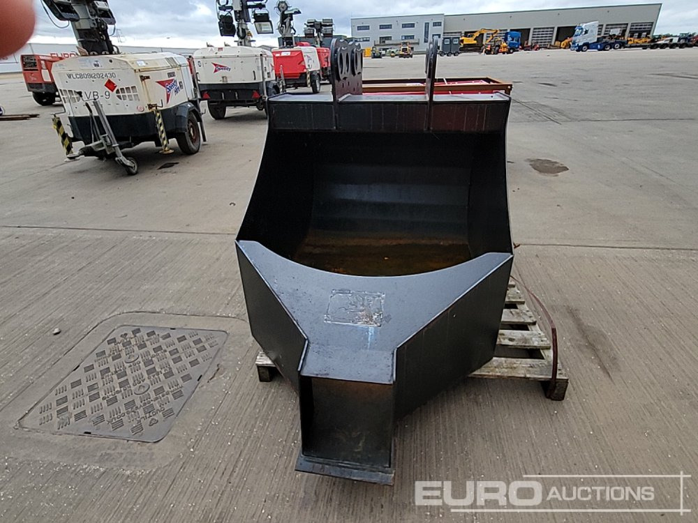 Schaufel, Zustand - NEU Concrete Pouring Bucket 80mm Pin to suit 20 Ton Excavator: das Bild 8