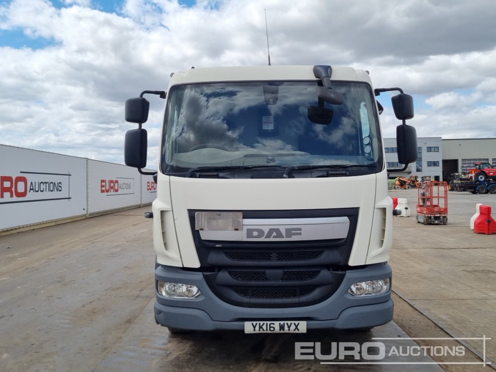 Fahrgestell LKW DAF LF220: das Bild 8
