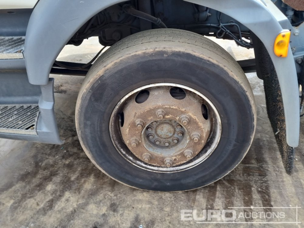 Fahrgestell LKW DAF LF220: das Bild 10