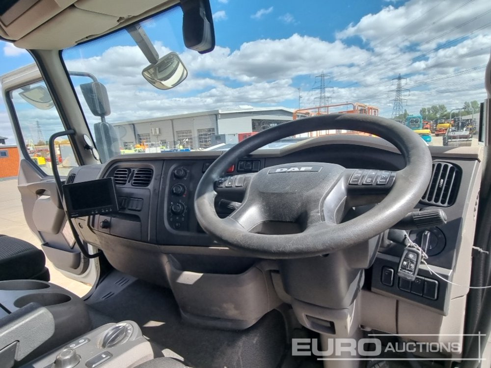Fahrgestell LKW DAF LF220: das Bild 25
