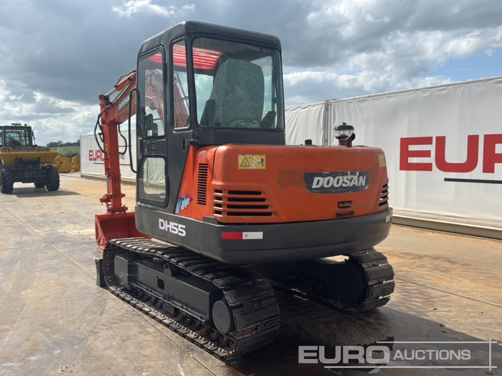 Doosan DH55-7 - Minibagger: das Bild 3 Doosan DH55-7 - Minibagger: das Bild 3
