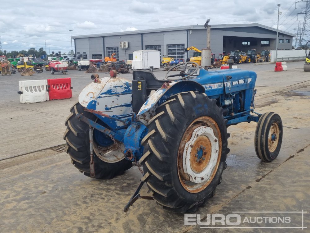 Traktor Ford 2000: das Bild 49