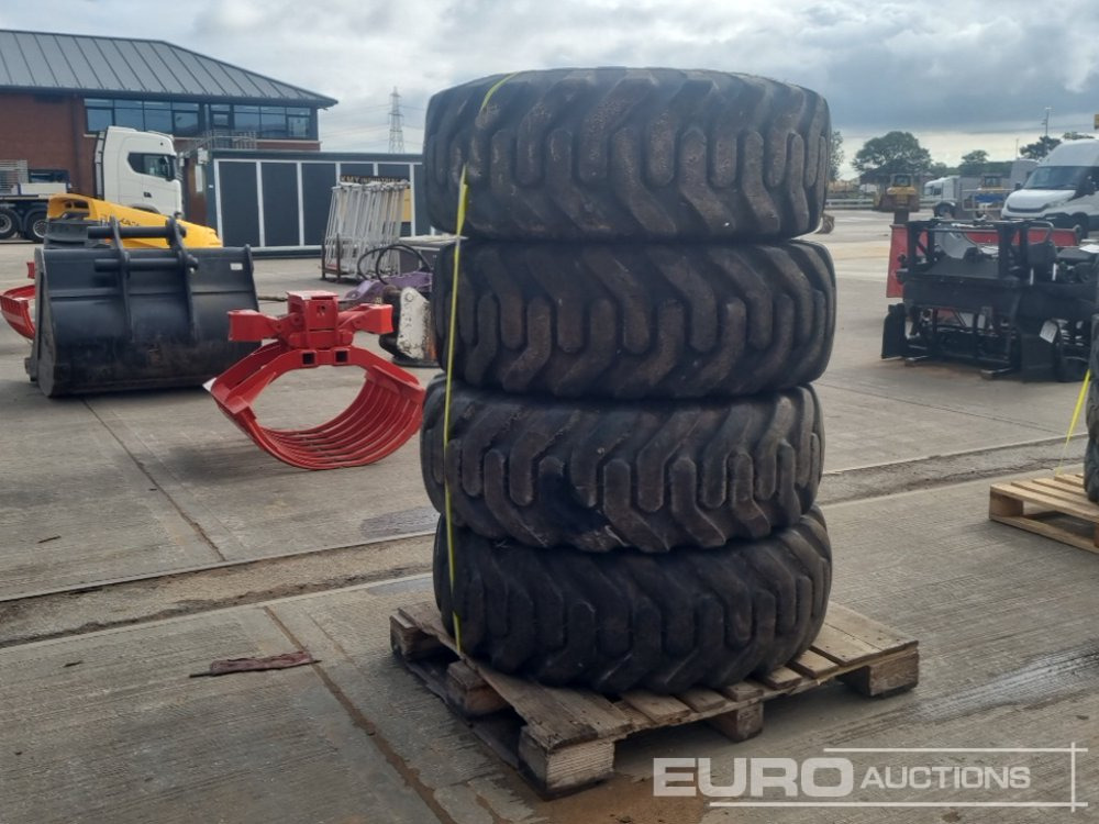 Goodyear 15.5/25 Tyre (4 of) - Reifen: das Bild 3 Goodyear 15.5/25 Tyre (4 of) - Reifen: das Bild 3