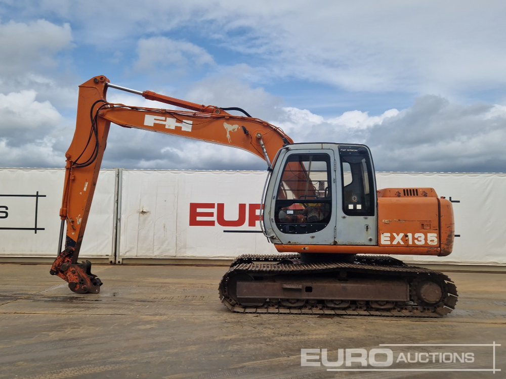 Hitachi EX135 - Kettenbagger: das Bild 2 Hitachi EX135 - Kettenbagger: das Bild 2