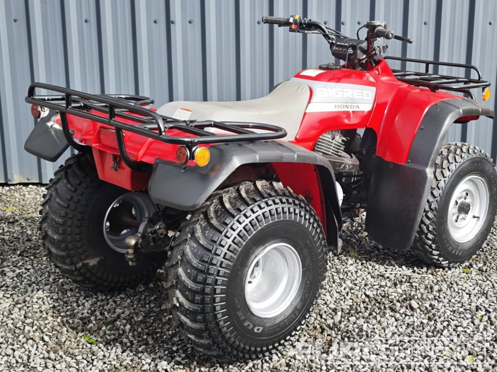 Honda 300 BIG RED - Quad: das Bild 3 Honda 300 BIG RED - Quad: das Bild 3