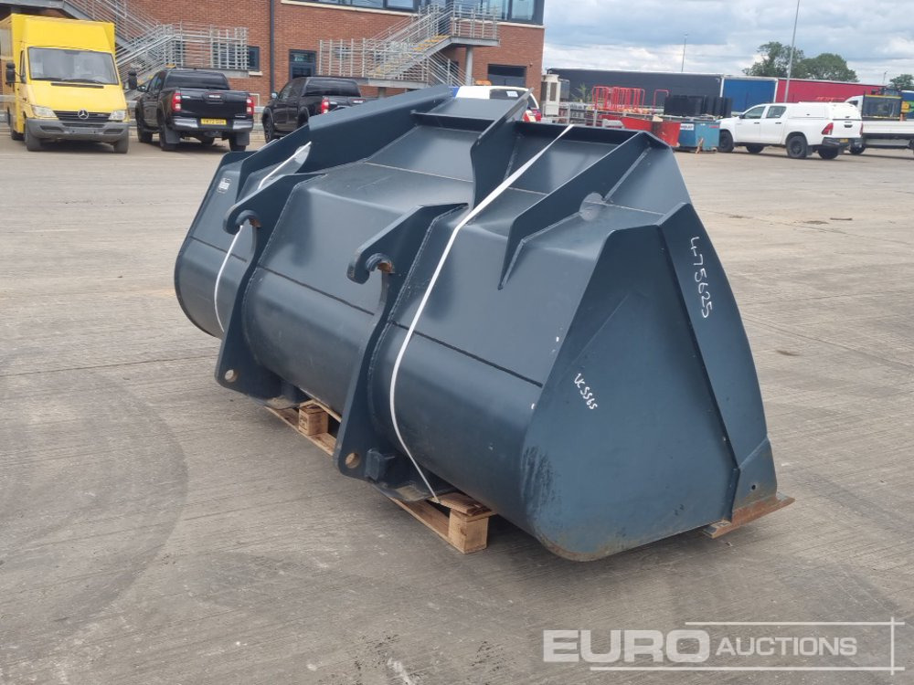 Hyundai 104" Loading Bucket to suit Hyundai HL940 Wheeled Loader - Schaufel: das Bild 5 Hyundai 104" Loading Bucket to suit Hyundai HL940 Wheeled Loader - Schaufel: das Bild 5