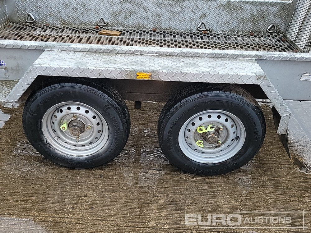 Baumaschinenanhänger Indespension 2.7 Ton: das Bild 9