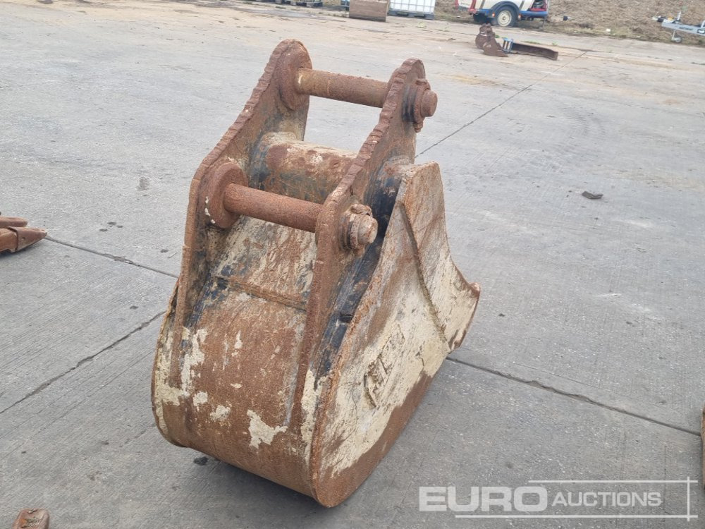JCB 24" Digging Bucket 65mm Pin to suit 13 Ton Excavator - Schaufel: das Bild 5 JCB 24" Digging Bucket 65mm Pin to suit 13 Ton Excavator - Schaufel: das Bild 5