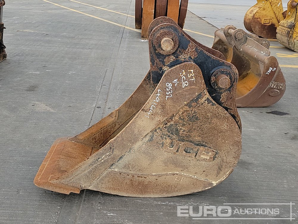 JCB 24" Digging Bucket 65mm Pin to suit 13 Ton Excavator - Schaufel: das Bild 2 JCB 24" Digging Bucket 65mm Pin to suit 13 Ton Excavator - Schaufel: das Bild 2