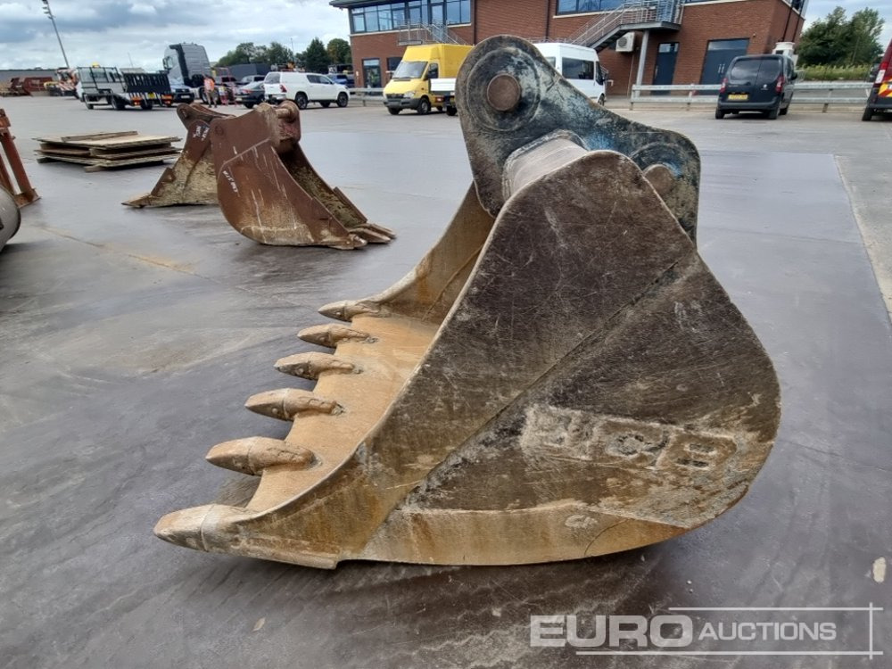 JCB 60" Digging Bucket 80mm Pin to suit 20 Ton Excavator - Schaufel: das Bild 2 JCB 60" Digging Bucket 80mm Pin to suit 20 Ton Excavator - Schaufel: das Bild 2