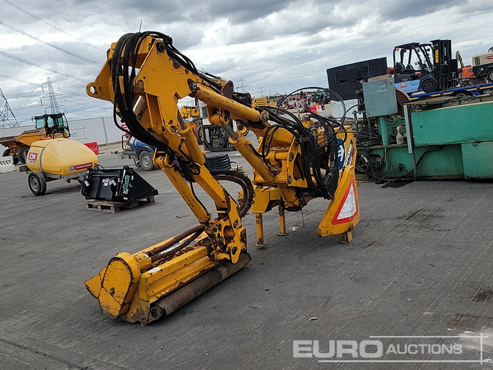 Bomford B528T - Landmaschine: das Bild 3 Bomford B528T - Landmaschine: das Bild 3