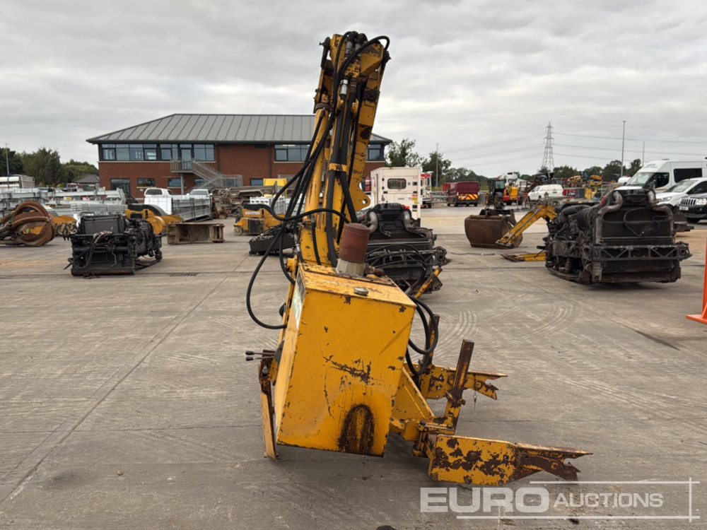 Bomford Hydraulic Flail Arm to suit 3 Point Linkage - Landmaschine: das Bild 4 Bomford Hydraulic Flail Arm to suit 3 Point Linkage - Landmaschine: das Bild 4