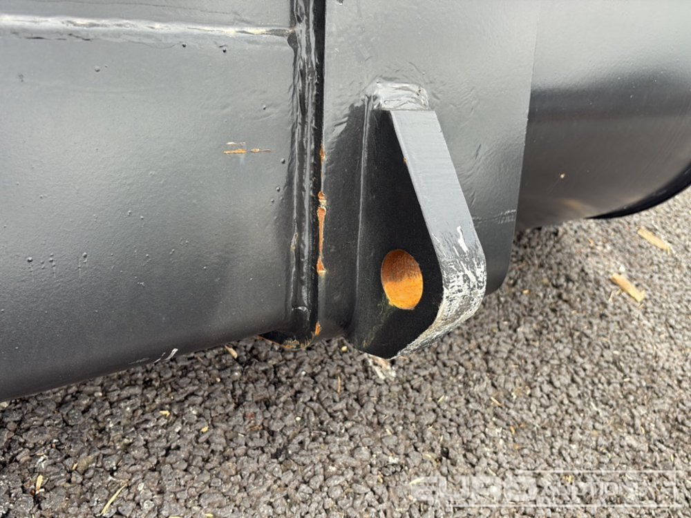 Landmaschine Unused Strickland 90" Loading Bucket to suit JCB Telehandler: das Bild 8