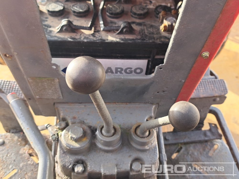 Traktor Massey Ferguson MF165: das Bild 23 Traktor Massey Ferguson MF165: das Bild 23