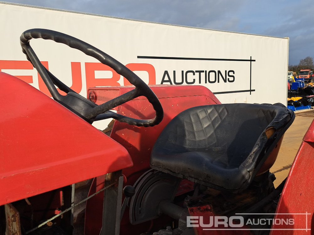 Traktor Massey Ferguson MF165: das Bild 18 Traktor Massey Ferguson MF165: das Bild 18