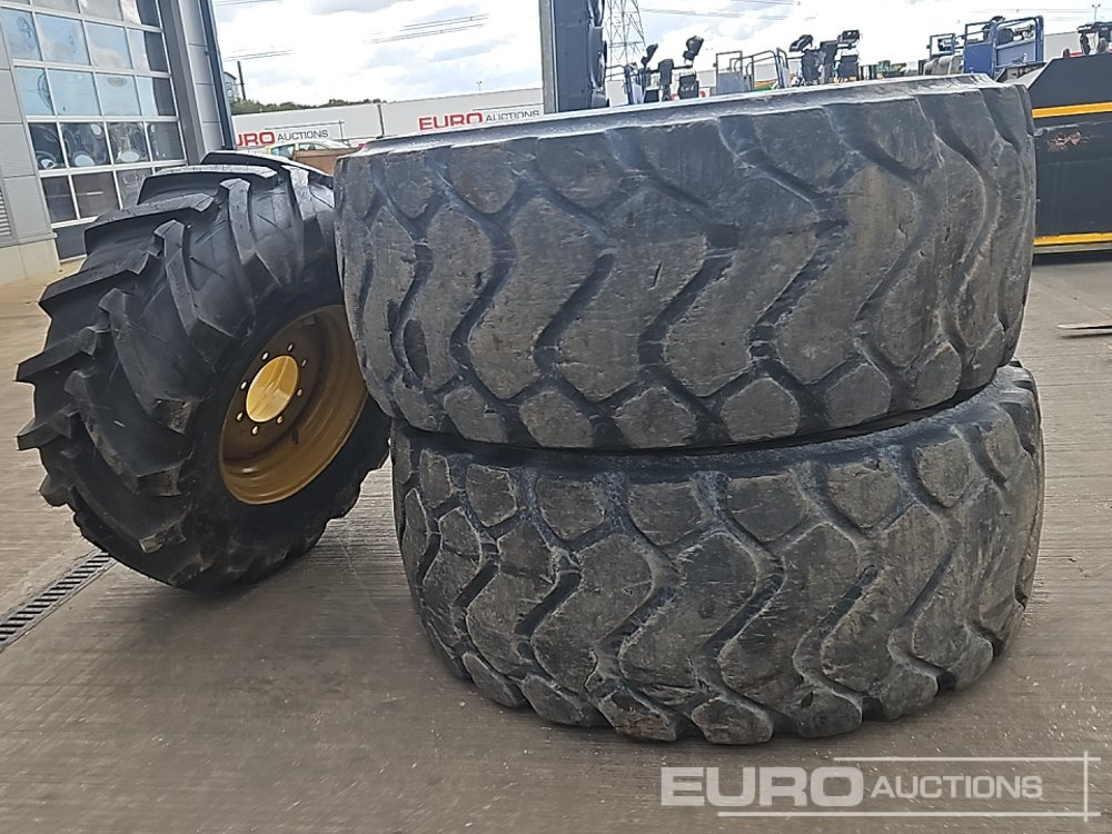 Michelin 26.5R25 Tyre (2 of), 500/70-24 Tye & Rim - Reifen: das Bild 4 Michelin 26.5R25 Tyre (2 of), 500/70-24 Tye & Rim - Reifen: das Bild 4