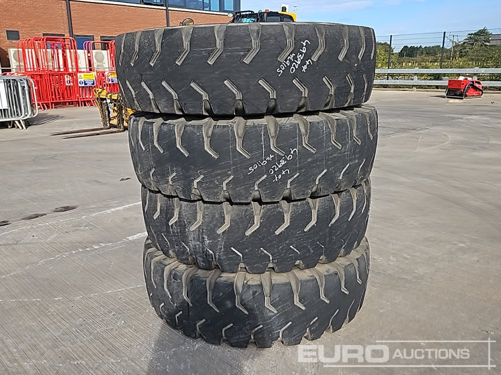 Mortread 14.00-24 Tyre (4 of) - Reifen: das Bild 1 Mortread 14.00-24 Tyre (4 of) - Reifen: das Bild 1