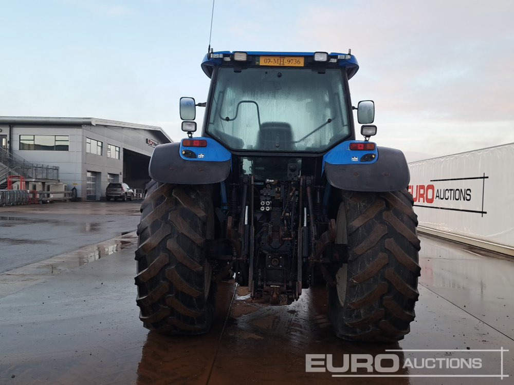 New Holland TM190 - Traktor: das Bild 4 New Holland TM190 - Traktor: das Bild 4
