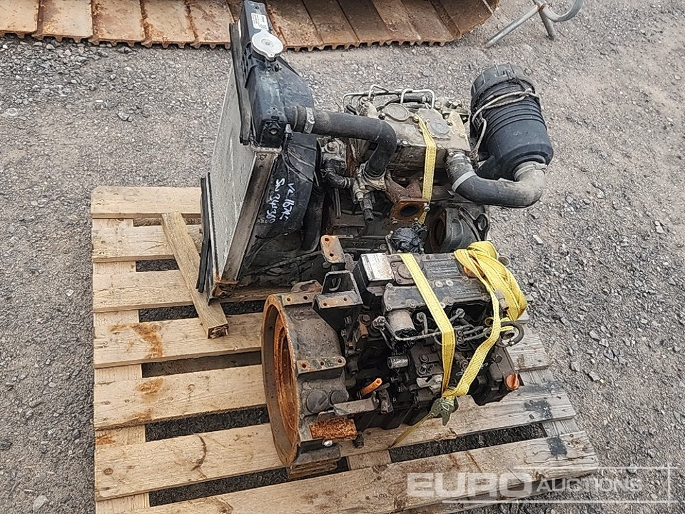 Perkins 3 Cylinder Diesel Engine, Yanmar 3 Cylinder Diesel Engine (2 of) - Motor: das Bild 2 Perkins 3 Cylinder Diesel Engine, Yanmar 3 Cylinder Diesel Engine (2 of) - Motor: das Bild 2