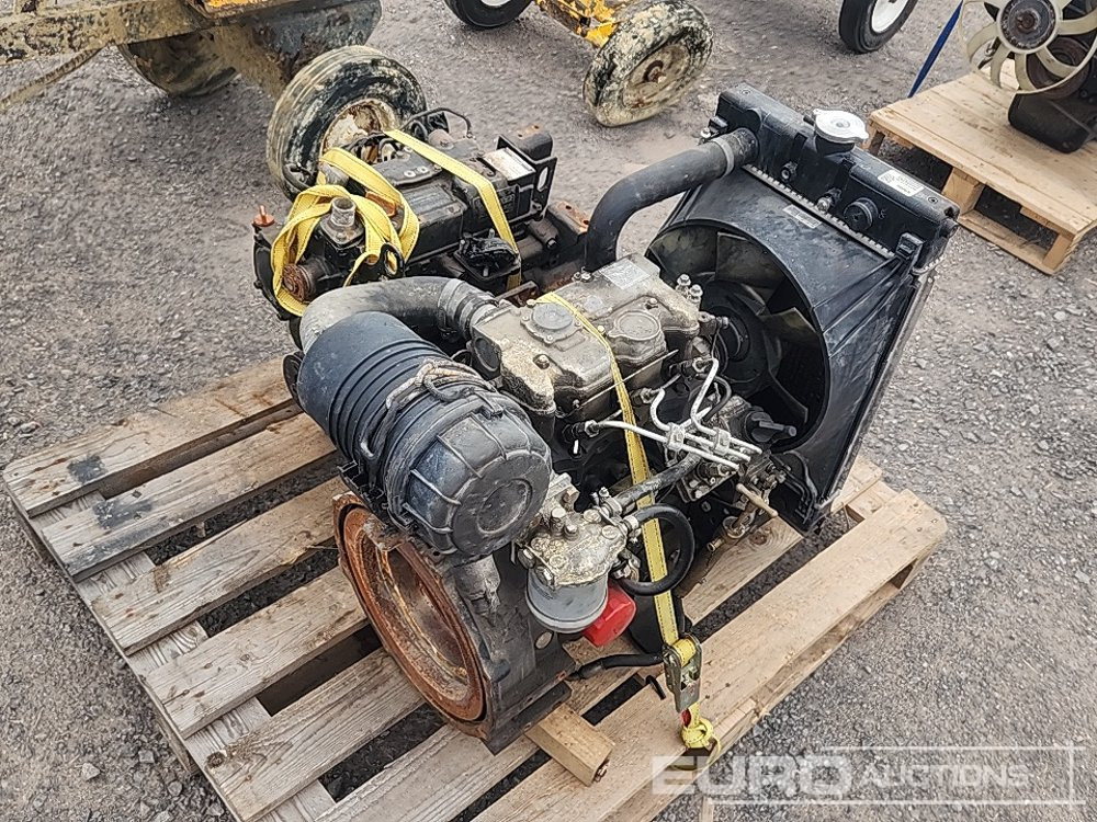 Perkins 3 Cylinder Diesel Engine, Yanmar 3 Cylinder Diesel Engine (2 of) - Motor: das Bild 5 Perkins 3 Cylinder Diesel Engine, Yanmar 3 Cylinder Diesel Engine (2 of) - Motor: das Bild 5