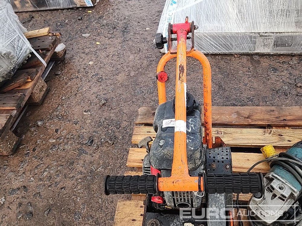 Petrol Compaction Plate, Air Scrabbler, Power Tools - Asphalttechnik: das Bild 5 Petrol Compaction Plate, Air Scrabbler, Power Tools - Asphalttechnik: das Bild 5