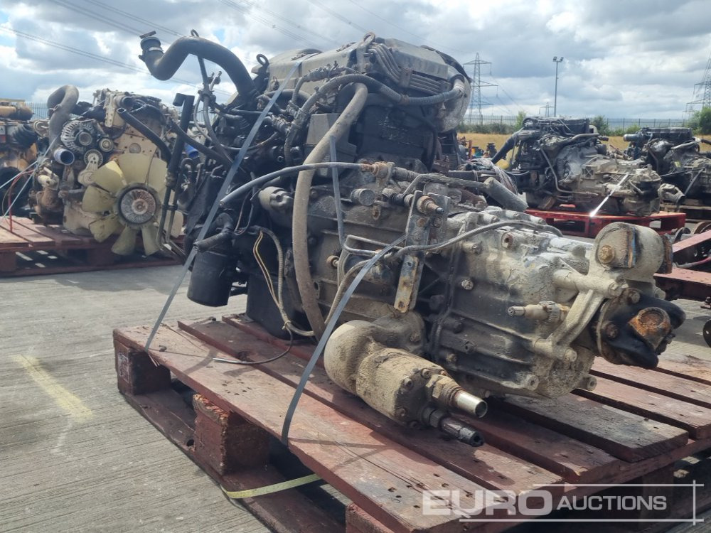 Motor Renault 4 Cylinder Engine, Gearbox: das Bild 7