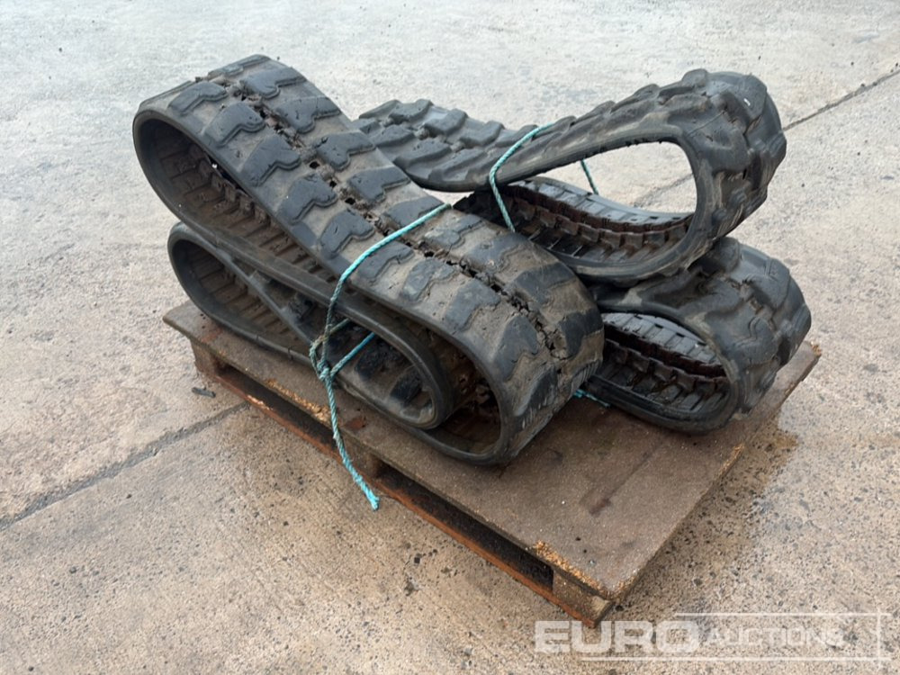 Rubber Tracks to suit Mini Excavator (2 of) - Kette für Baumaschine: das Bild 2 Rubber Tracks to suit Mini Excavator (2 of) - Kette für Baumaschine: das Bild 2