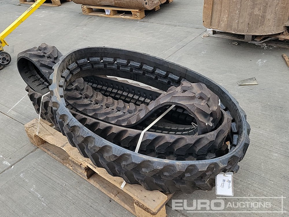 Rubber Tracks to suit Mini Excavator (3 of) - Kette für Baumaschine: das Bild 1 Rubber Tracks to suit Mini Excavator (3 of) - Kette für Baumaschine: das Bild 1