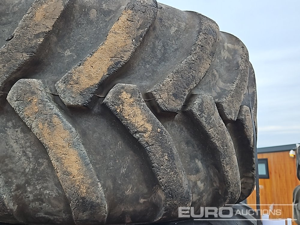 Starco 405/70-20 Tyre (4 of) - Reifen: das Bild 5 Starco 405/70-20 Tyre (4 of) - Reifen: das Bild 5
