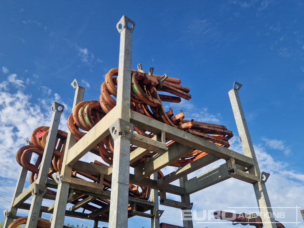 Baugeräte Stillage of Adjustable Formwork Brackets (8 of)Stillage of Peri Formwork Fittings & Brackets (12 of), Stillage of Articulated Couplers (4 of): das Bild 14