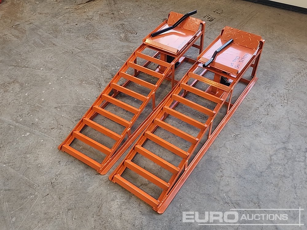 Unused TMUS 5 Ton Hydraulic Car Ramps - Werkstattgerät: das Bild 1 Unused TMUS 5 Ton Hydraulic Car Ramps - Werkstattgerät: das Bild 1