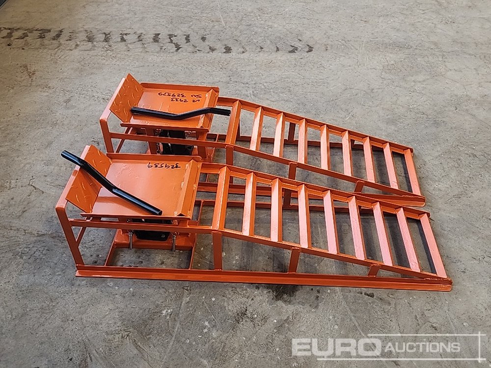 Werkstattgerät Unused TMUS 5 Ton Hydraulic Car Ramps: das Bild 6