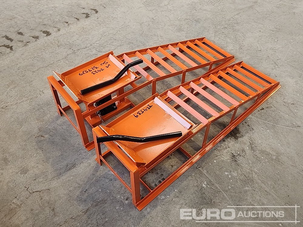 Unused TMUS 5 Ton Hydraulic Car Ramps - Werkstattgerät: das Bild 5 Unused TMUS 5 Ton Hydraulic Car Ramps - Werkstattgerät: das Bild 5