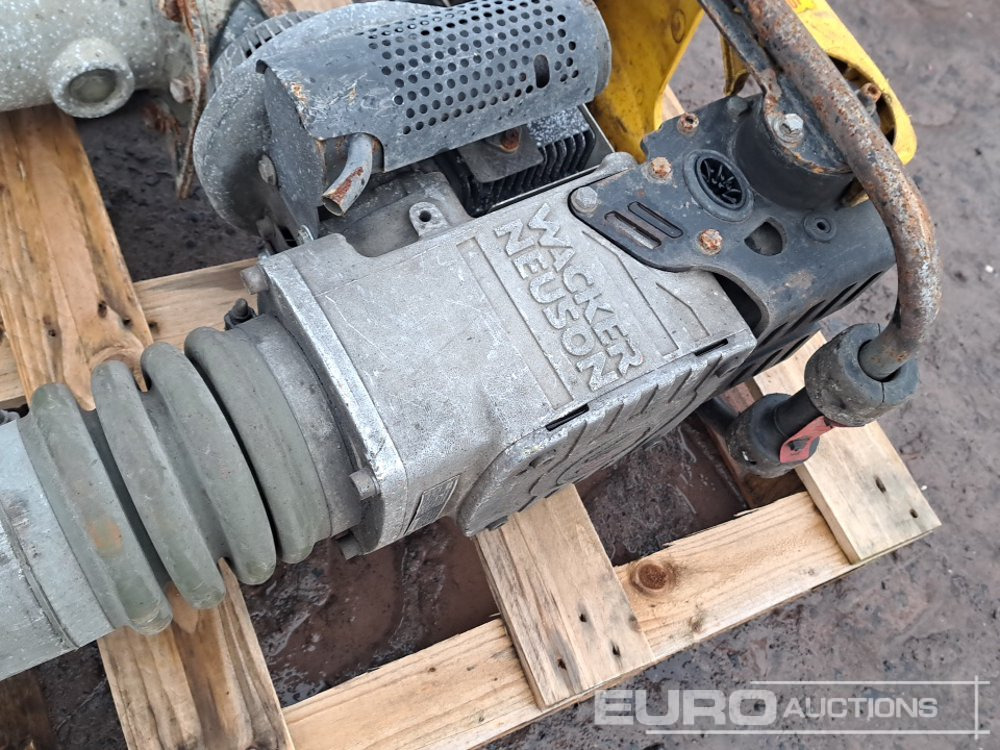 Asphalttechnik Wacker Neuson & Wacker Petrol Trench Compactor (2 of): das Bild 10 Asphalttechnik Wacker Neuson & Wacker Petrol Trench Compactor (2 of): das Bild 10