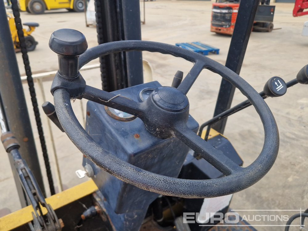 Elektrostapler Yale ERC12DAEV2160 Electric Forklift, 2 Stage Mast, Forks (No Drive): das Bild 31