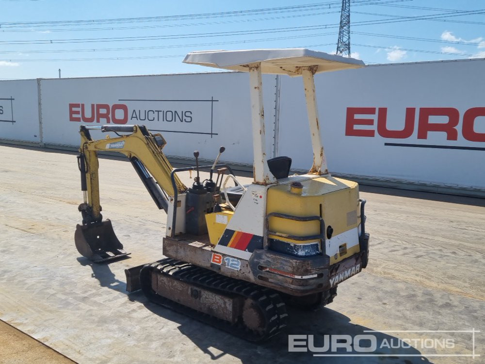 Yanmar B12-1 - Minibagger: das Bild 3 Yanmar B12-1 - Minibagger: das Bild 3