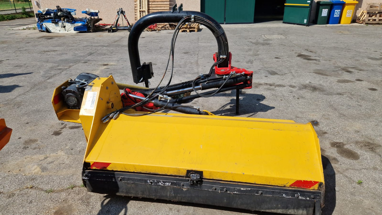Trincia laterale usata Orsi Magnum Plus GS Off Set 185 - Seitenmulcher: das Bild 1 Trincia laterale usata Orsi Magnum Plus GS Off Set 185 - Seitenmulcher: das Bild 1