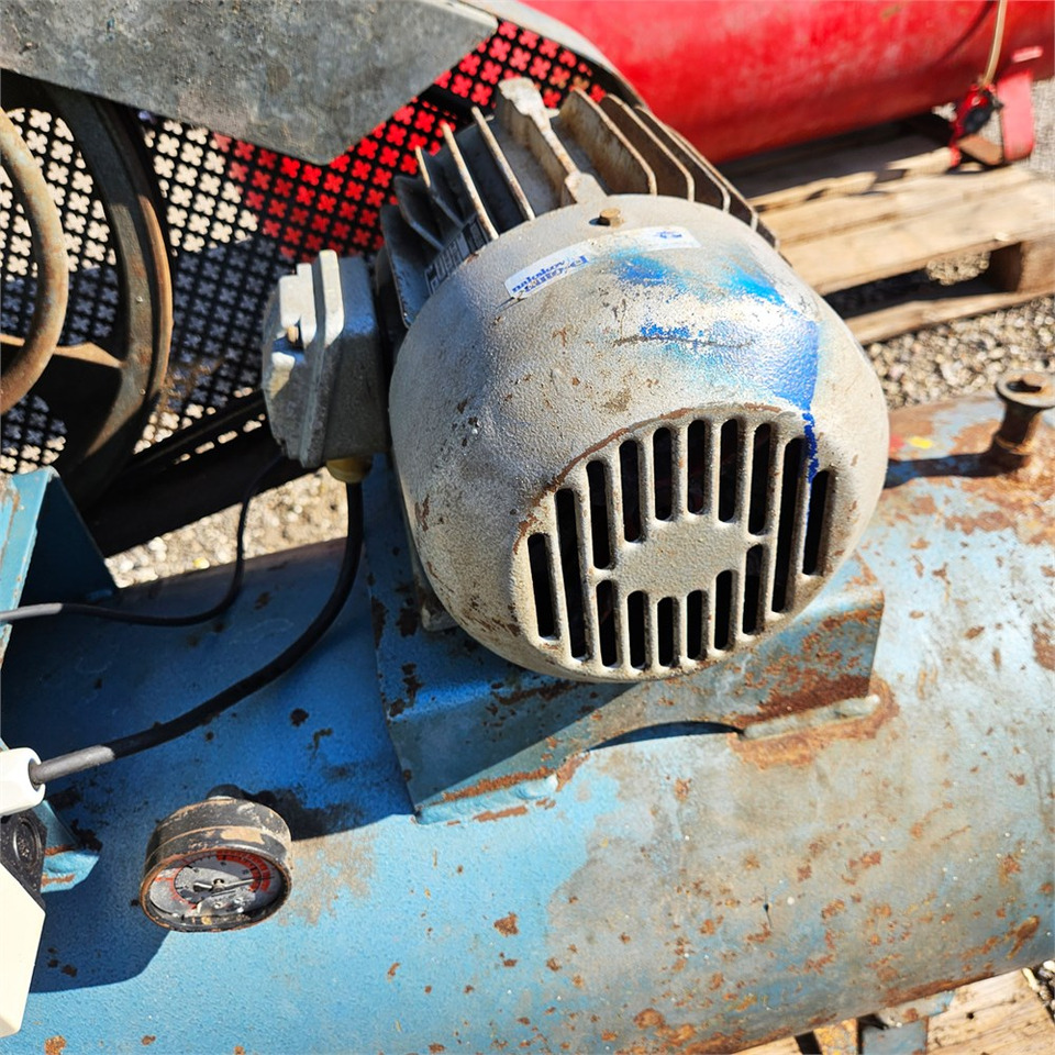 Leasing für ABC 100l L-2 ABC 100l L-2: das Bild 7 Leasing für ABC 100l L-2 ABC 100l L-2: das Bild 7