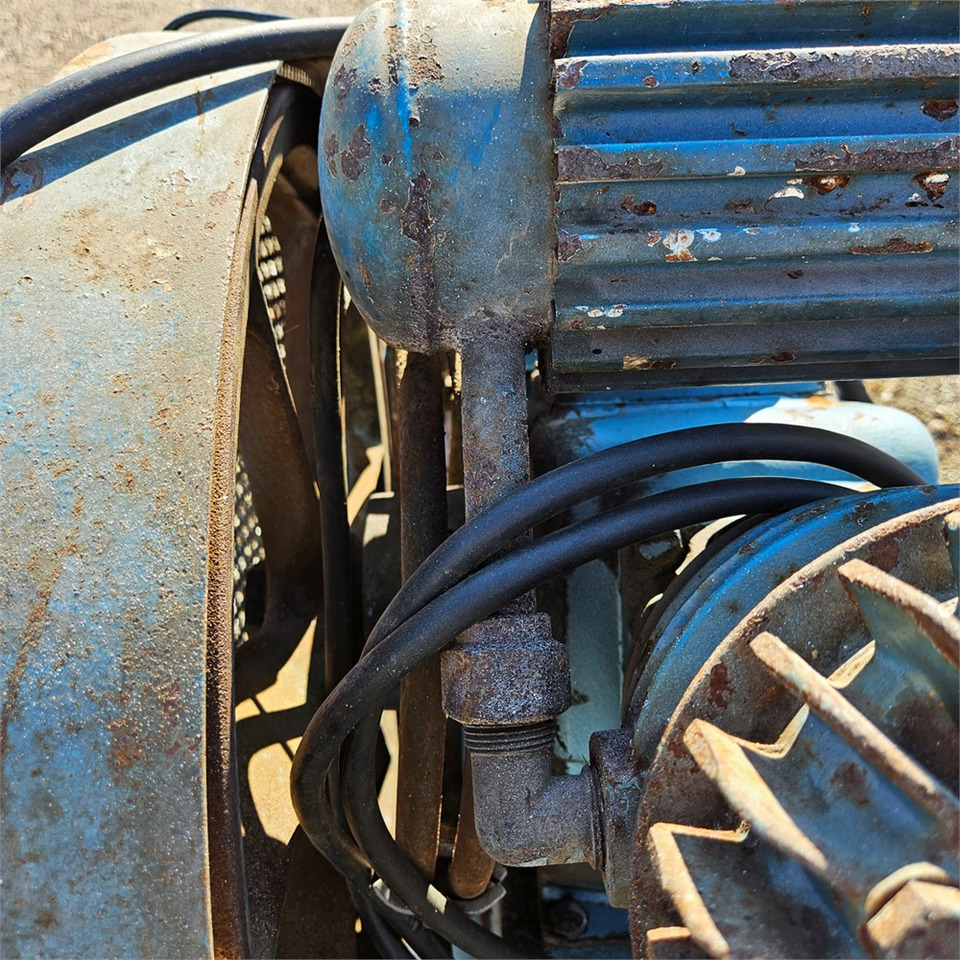 Leasing für ABC 100l L-2 ABC 100l L-2: das Bild 15 Leasing für ABC 100l L-2 ABC 100l L-2: das Bild 15