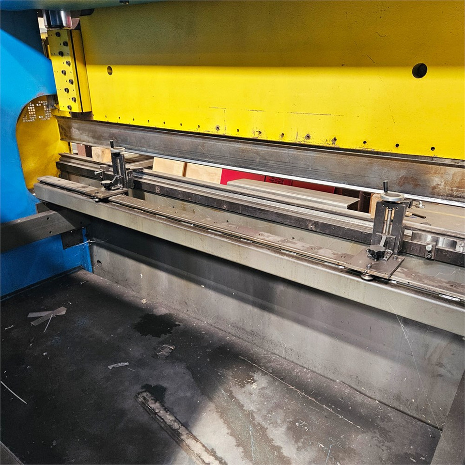 ABC 125/3 - Metallbearbeitungsmaschine: das Bild 3 ABC 125/3 - Metallbearbeitungsmaschine: das Bild 3